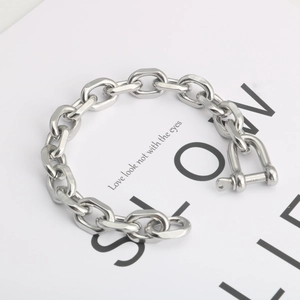 Hip hop silver stainless steel chunky chain bracelet with U-shaped horseshoe buckle