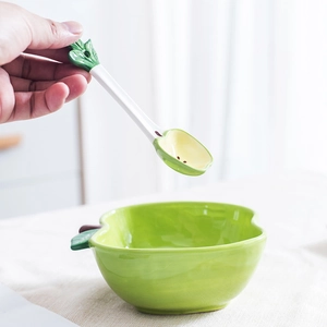 Creative ceramic apple-shaped fruit bowl and spoon set for home and kitchen decor