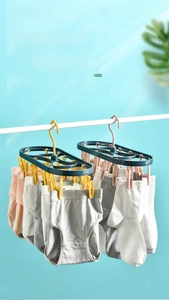 Detail of 12-clip windproof laundry hanger for socks and underwear with anti-slip hooks