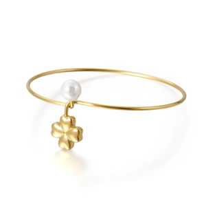Stainless Steel Bangle Bracelet With Shell Artificial Pearl And Clover Pendant Minimalist Luxury Fashion Jewelry For Women