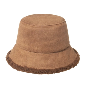 Chapeau bob en daim marron pour femme avec bordure en polaire chaude pour l'hiver