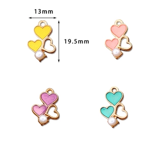 Three-heart gold alloy pendants with enamel and pearl for DIY jewelry making 13x19mm