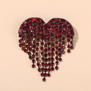 Squisita spilla a cuore in strass rossi con frange, elegante spilla di cristallo per donne.