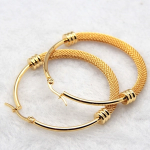 Golden 316L stainless steel hoop earrings with alternating mesh texture and polished finish