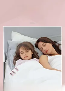 Pink needle-free duvet clips for secure bedding and anti-slip sheet fastening