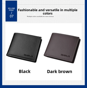 Vue détaillée de portefeuilles pliants pour hommes en cuir fin, coloris noir et café foncé