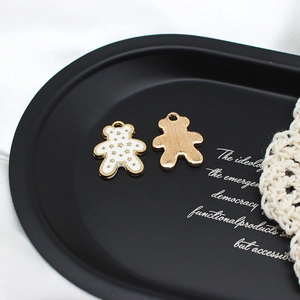 Pendentifs ours en alliage doré avec motif étoile et émail pour bijoux DIY