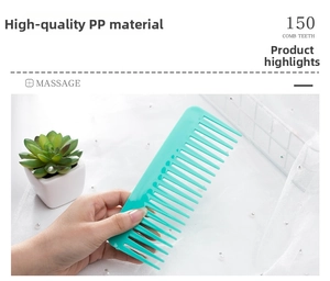 Detail of mint green wide-tooth hair comb with 150 massage teeth made of high-quality PP