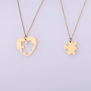 Ensemble de colliers avec pendentif puzzle cœur doré pour couples en deux pièces