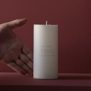 White smokeless 100h pillar candle for luxury living room decor with classic branding