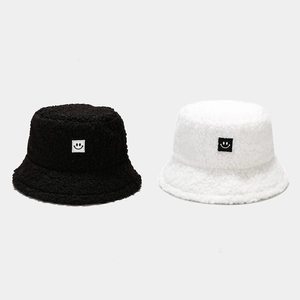 Unisex Winter Bucket Hat Warm Teddy Fleece Sherpa Smiley Face Patch Retro Windproof Fisherman Hat Outdoor Casual