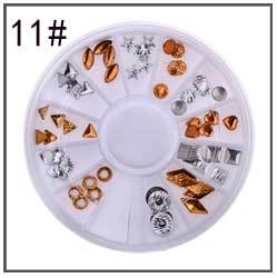 Roue de 12 compartiments de clous de nail art argent et bronze aux formes géométriques