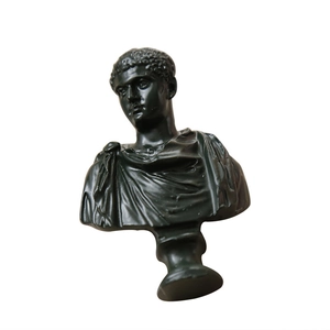 Mini scultura a busto Morandi in resina verde scuro per decorazioni in stile nordico