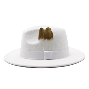 Chapeau fedora en feutre de laine blanc avec bord plat et plume pour unisexe