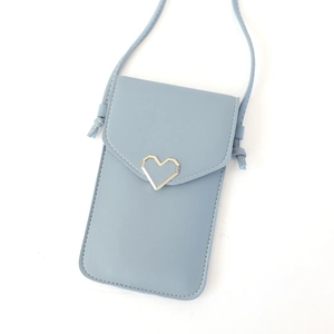 Sac bandoulière bleu clair en cuir PU pour téléphone avec boucle cœur dorée et sangle fine