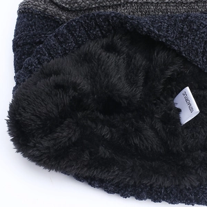 Mens thick striped knit beanie with warm thermal fleece lining and acrylic material