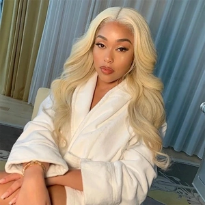 Middle Part Long Curly Big Wave Synthetic Wig For Women Platinum Blonde Heat Resistant Fiber Long Wavy Hair Wig For Daily Party