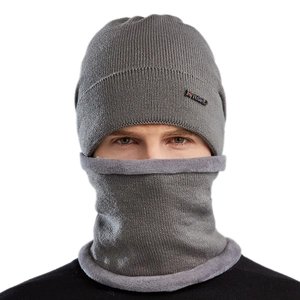 Ensemble d'hiver bonnet et écharpe en tricot gris avec doublure pelucheuse pour hommes et femmes