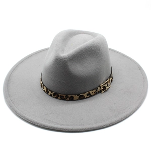 Classic grey felt fedora hat with a 9.5cm wide brim and stylish leopard print band accent