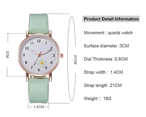 Dettagli tecnici dell'orologio floreale con cinturino in pelle verde e movimento al quarzo