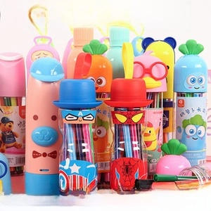 Creative cartoon watercolor pen set for kids in carrot and duck shaped holders