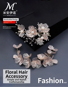 Détail d'un serre-tête de mariée fait main en fil d'or rose avec perles et fleurs
