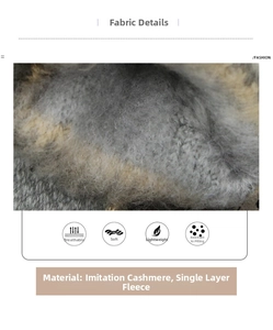 Gros plan sur le tissu en maille imitation cachemire gris avec doublure douce pour enfant