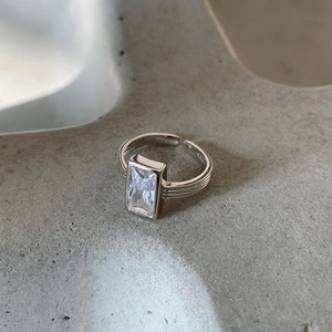 Minimalist 925 sterling silver ring featuring a large rectangular zircon stone