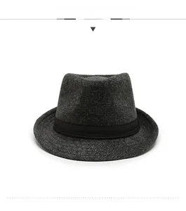Vorderansicht der dunkelgrauen Woll-Fedora mit schwarzem Band für Herren
