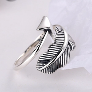 Retro S925 sterling silver feather and arrow open ring with vintage oxidized finish