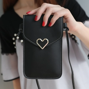Sac bandoulière noir pour téléphone tactile avec fermoir cœur doré et coutures blanches