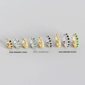 Detailed chart showing inner diameters and dimensions of S925 silver huggie earrings