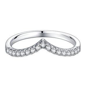 Macro detail of V-shaped silver ring featuring micro-pave set round brilliant cubic zirconia