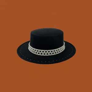Sombrero boater vintage de lana negra para mujer con banda de perlas elegante