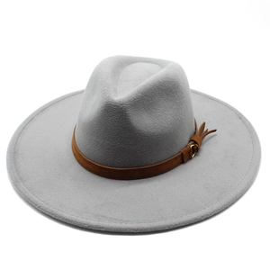 Light gray wool fedora hat with wide 9.5cm brim and brown suede buckle band