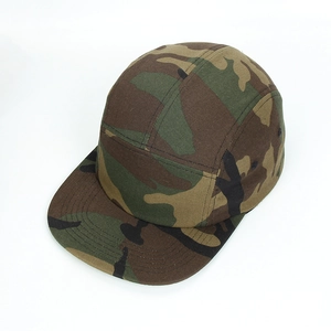 Classic woodland camouflage 5-panel flat brim cotton baseball cap for outdoor street style