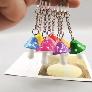 Mini Mushroom Keychain Resin Colorful Polka Dot Cartoon Charm For Bag Purse Car Key Ring Cute Pastoral Novelty Pendant