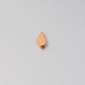Polished golden stainless steel water drop pendant with 2mm hole for DIY jewelry