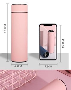 Smart LED display thermos bottle size comparison showing 22.5cm height and 6.5cm diameter