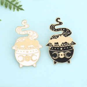 Witch Cauldron Enamel Pin Brooches Alloy Mystical Triple Moon Magic Badge Gothic Wiccan Jewelry For Bags Clothing
