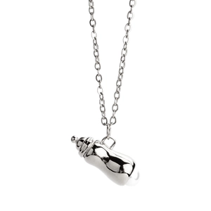 Collier hip hop en acier titane avec un pendentif bouteille de lait argenté et perle élégante