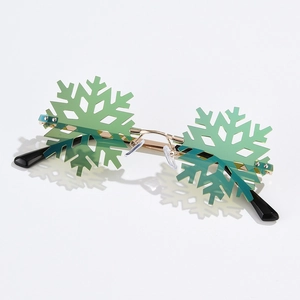 Fashionable snowflake shaped sunglasses with green gradient lenses and gold metal frames