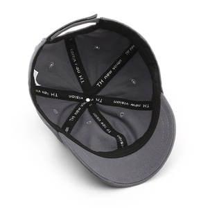 Casquette de baseball gris foncé réglable avec ruban de marque renforcé à l'intérieur