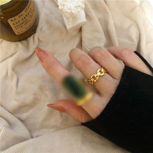 Vintage 925 silver gold-plated chain ring with emerald emerald gemstone in warm setting