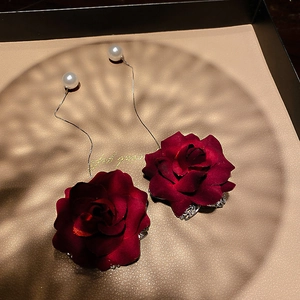 Elegant vintage red rose drop earrings with pearl studs and long silver tassels