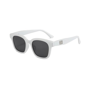 Fashion white square frame sunglasses with metal logo accents and dark lenses for men and women