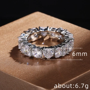 6mm wide silver eternity ring with heart and emerald cut zircon stones, 6.7g weight