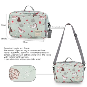 Wasserdichter Kinderwagen-Organizer mit Einhorn-Muster und Details aus 600D Polyester