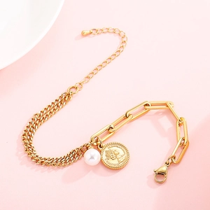Dual-layer gold titanium steel bracelet with Elizabeth coin pendant and white pearl