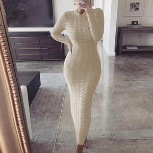 Women Long Sleeve Cable Knit Maxi Dress Slim Fit Round Neck Solid Color Polyester Sweater Dress Elegant Commuter